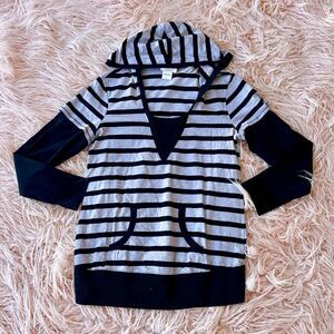 Hooded Maternity Top